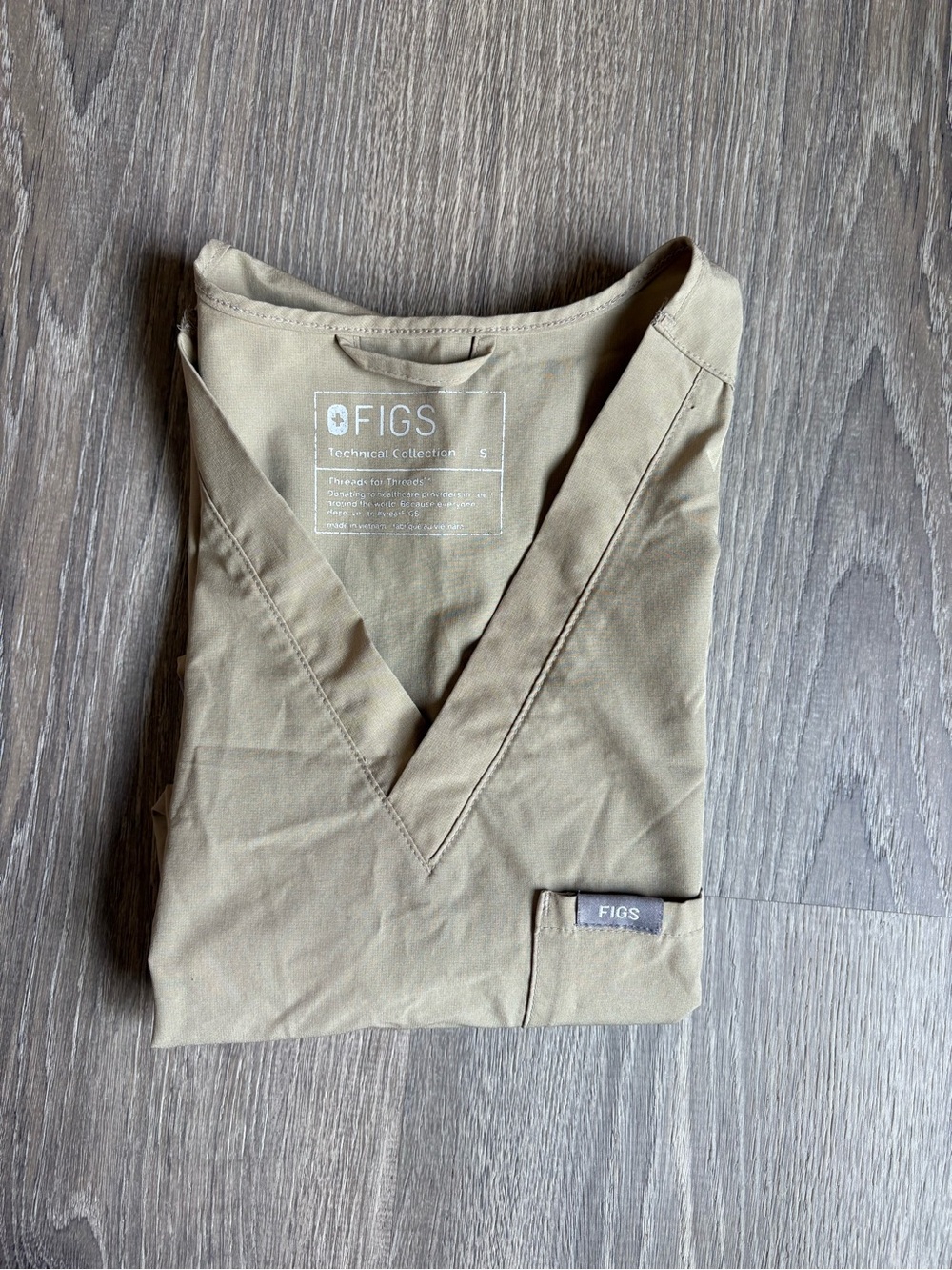 Figs Catarina Slim Top in Light Oak Women’s Size Small
